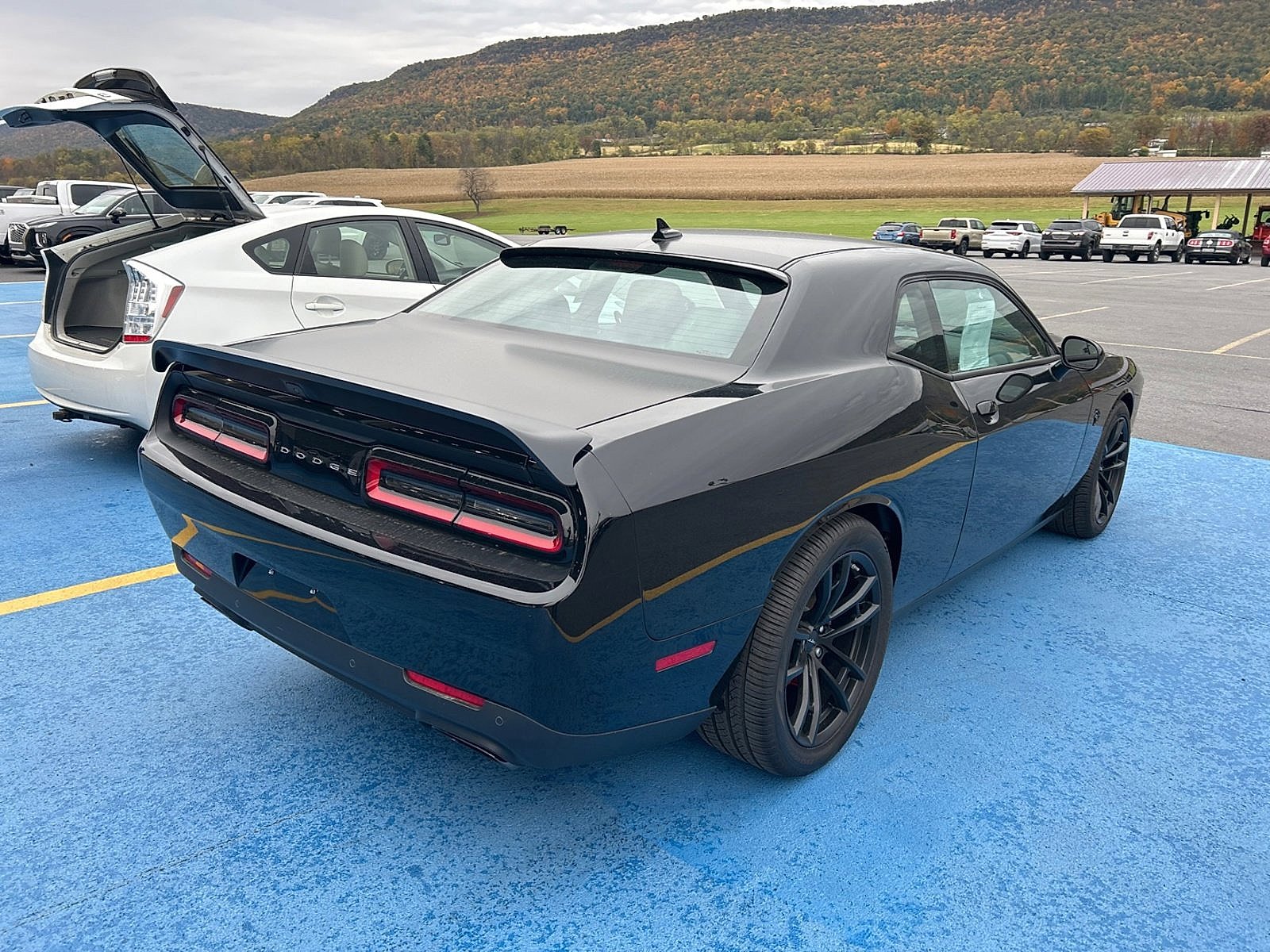 2023 Dodge Challenger SRT8 Hellcat photo 3