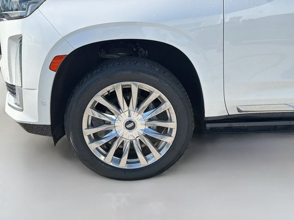 Used 2021 White Cadillac Premium image 35