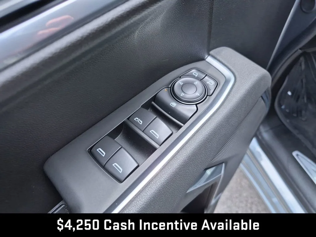 New 2026 Sterling Metallic GMC Elevation image 20