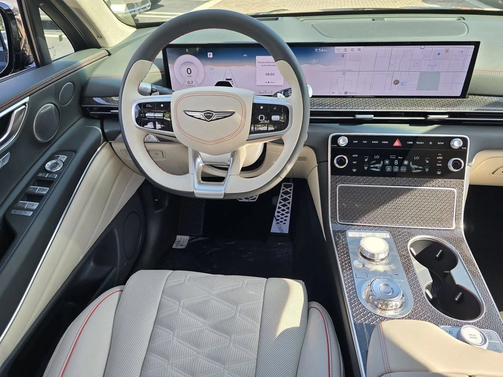 Used 2025 Black Genesis 3.5T e-SC image 8