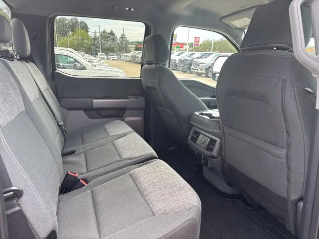 Used 2024 Blue Ford XLT image 11