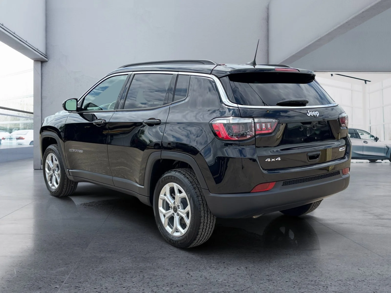 New 2026 Diamond Black Crystal Pearl Jeep North image 3