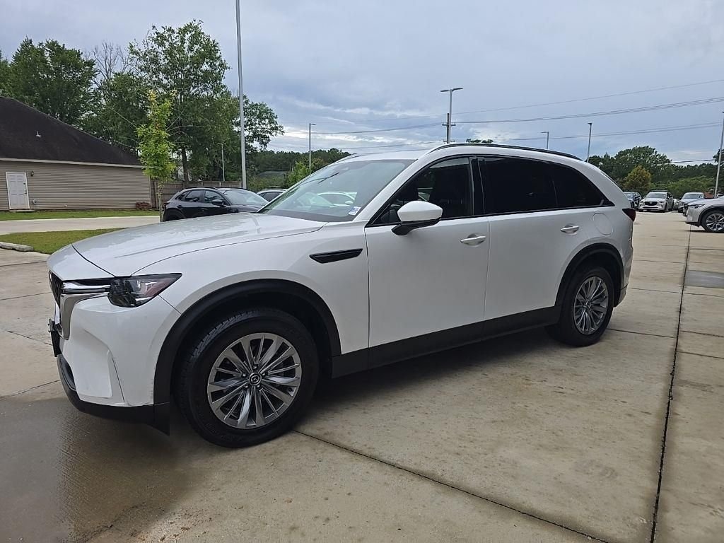 Used 2024 White Mazda 3.3 Turbo Preferred Plus image 2