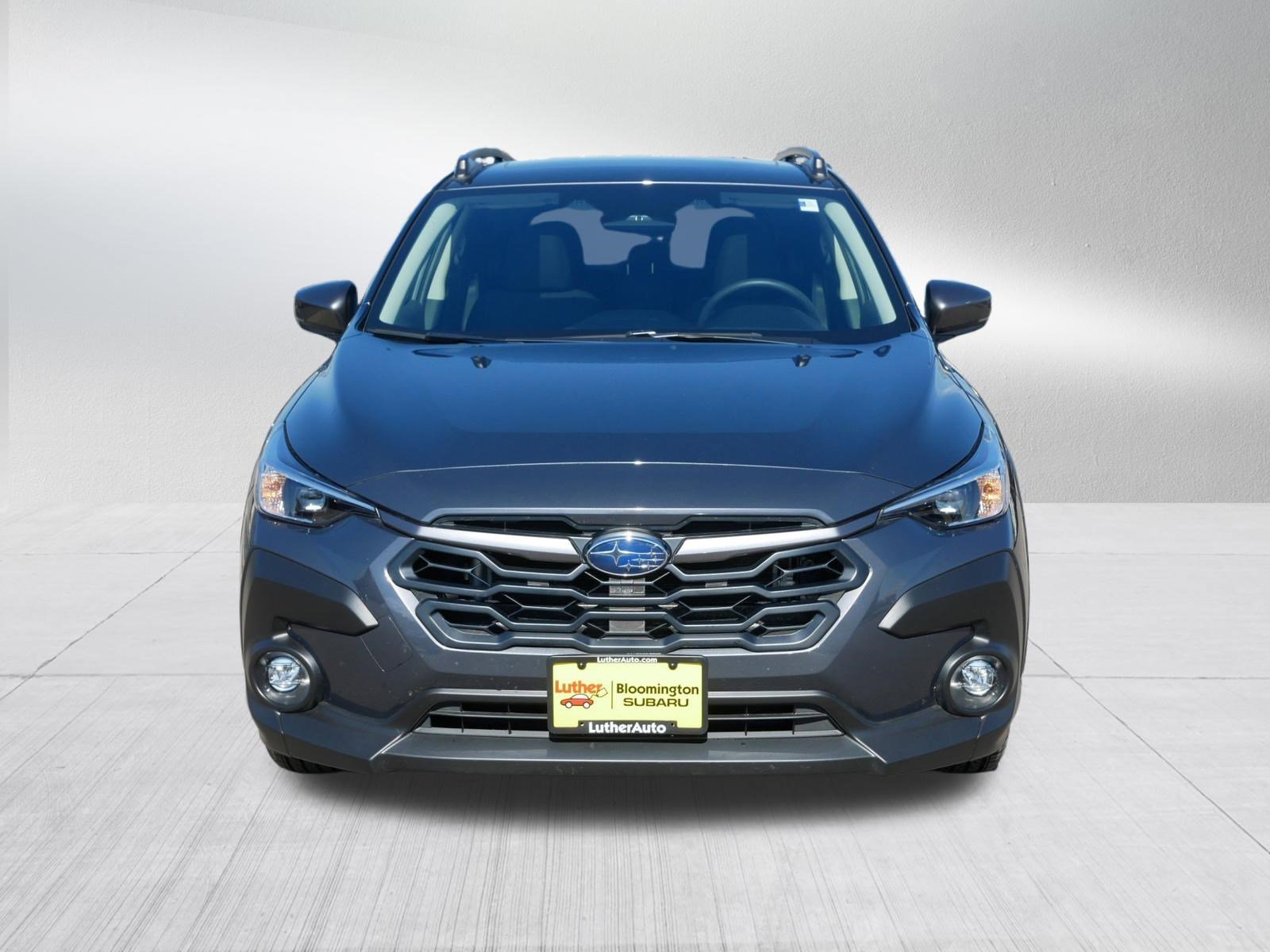 Used 2025 Magnetite Gray Metallic Subaru Premium image 2