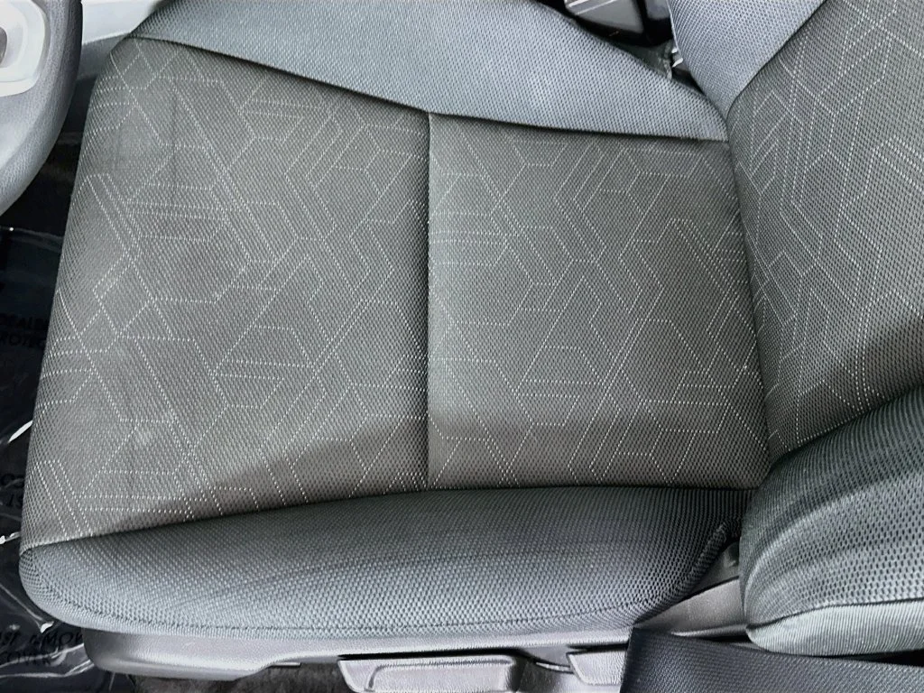 Used 2015 Alabaster Silver Metallic Honda EX image 19