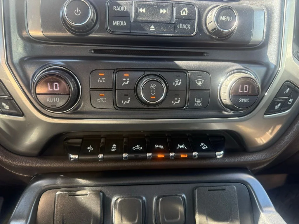 Used 2018 Black Chevrolet LTZ image 15