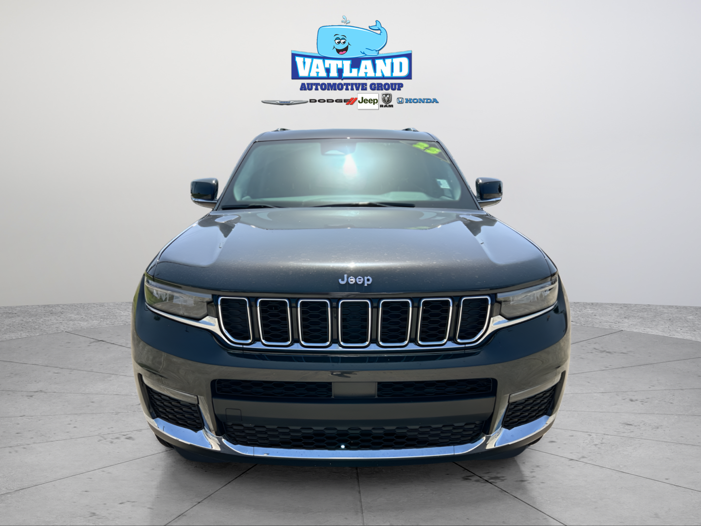 Used 2023 Gray Jeep Limited image 21
