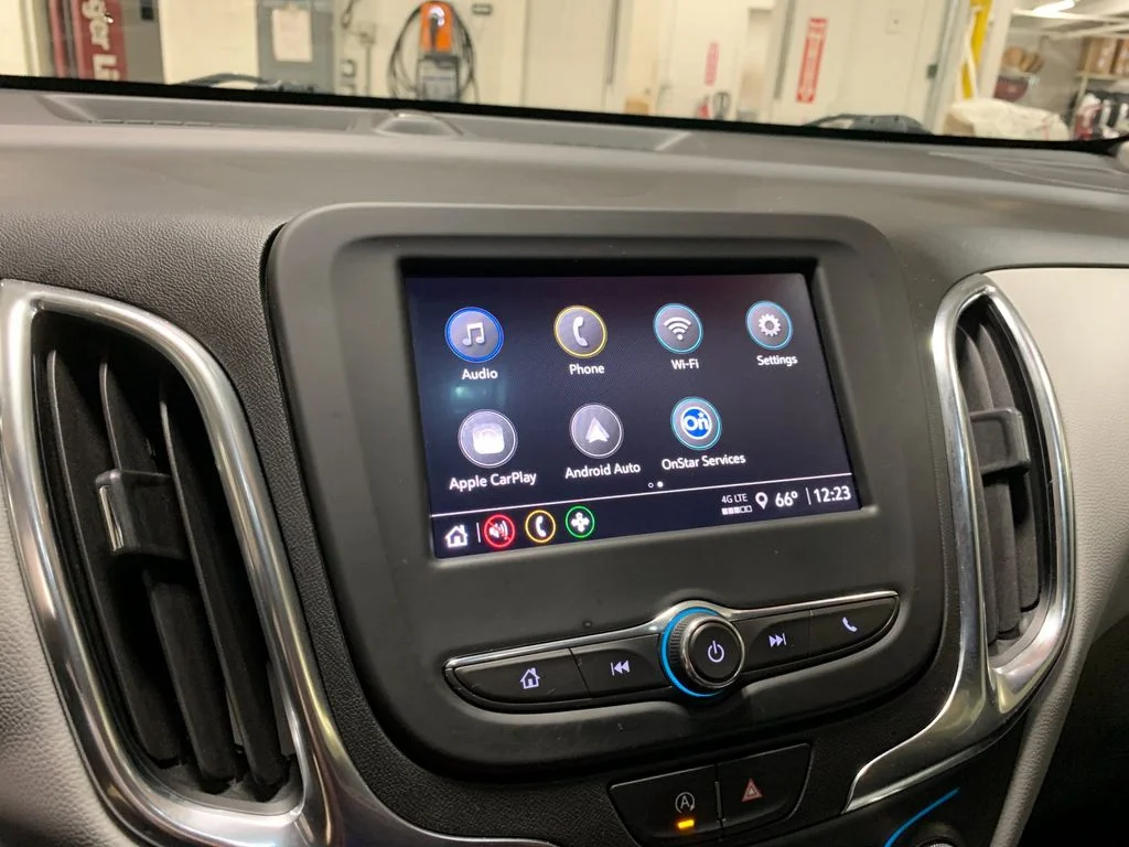 Used 2022 Silver Chevrolet LS image 23