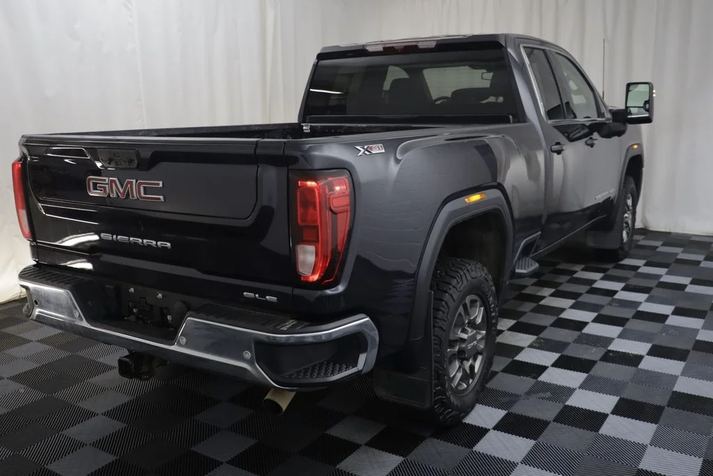 Used 2024 Titanium Rush Metallic GMC SLE image 18