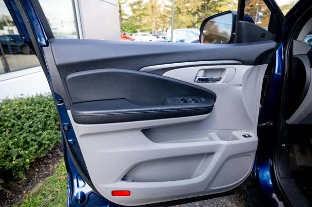 Used 2020 BLUE Honda EX image 14