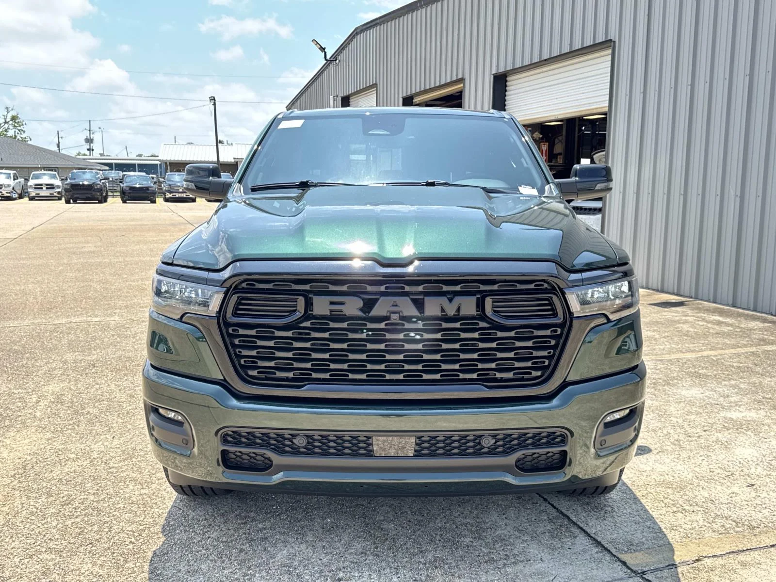 New 2026 Serrano-Green Metallic Exterior Paint RAM Big Horn image 2