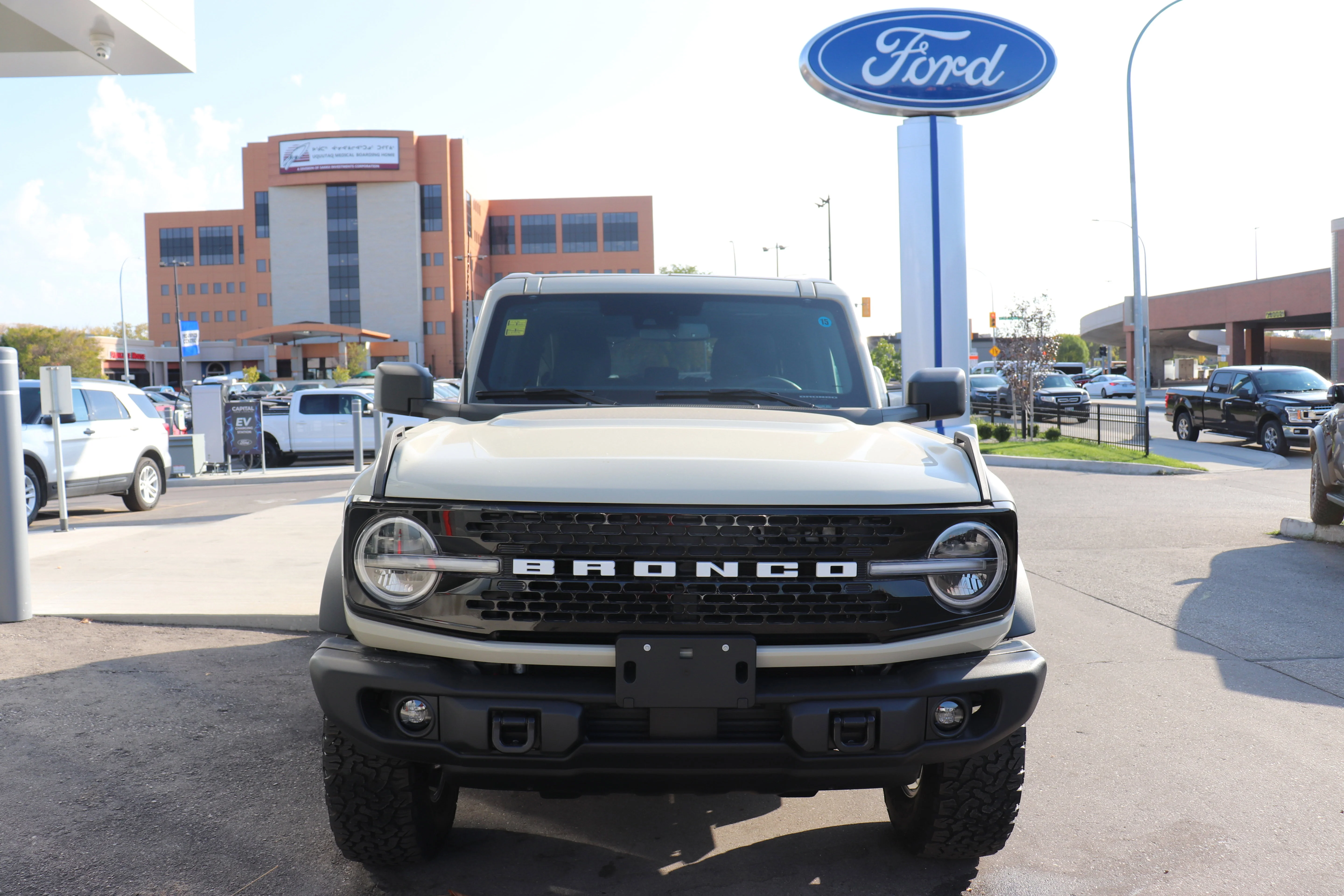 New 2025 Beige Ford Badlands image 2