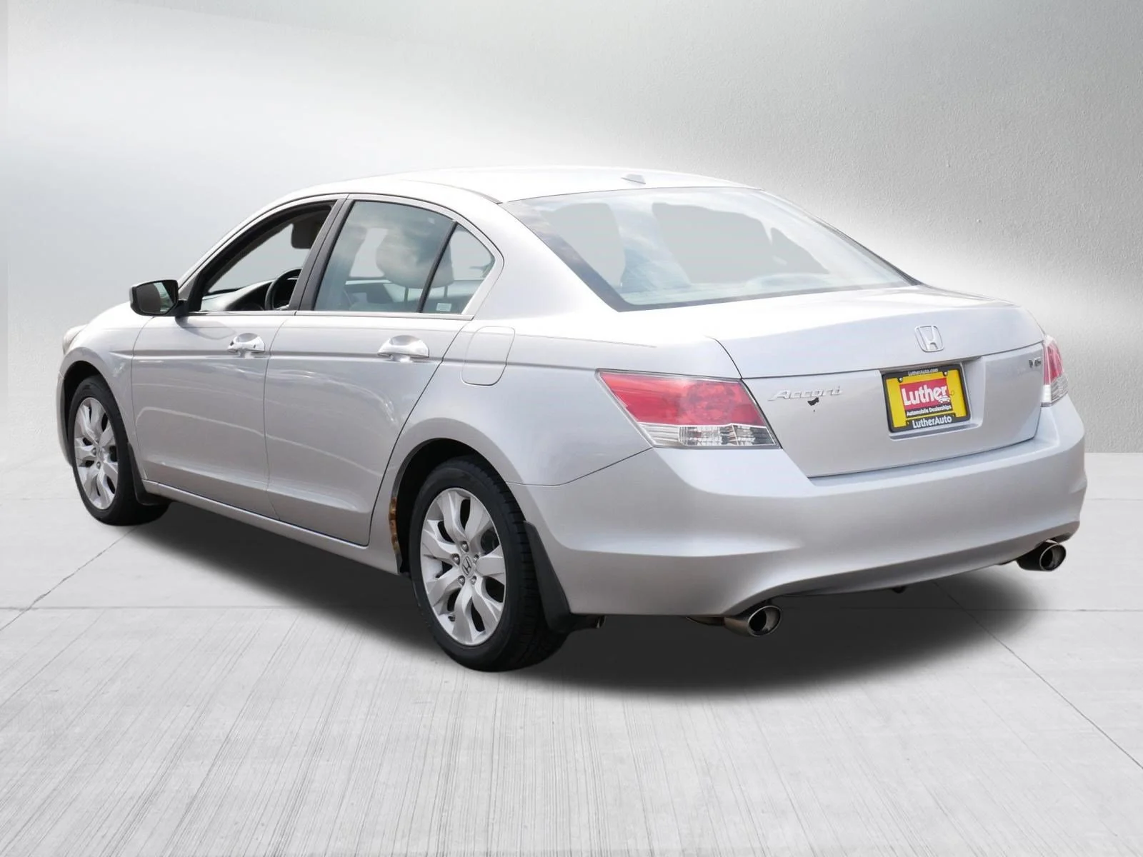 Used 2008 Alabaster Silver Metallic Honda EX-L image 5