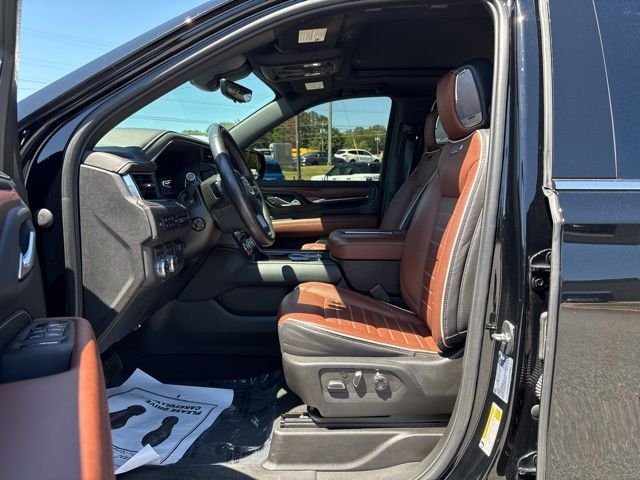 Used 2023 Black GMC Denali Ultimate image 11
