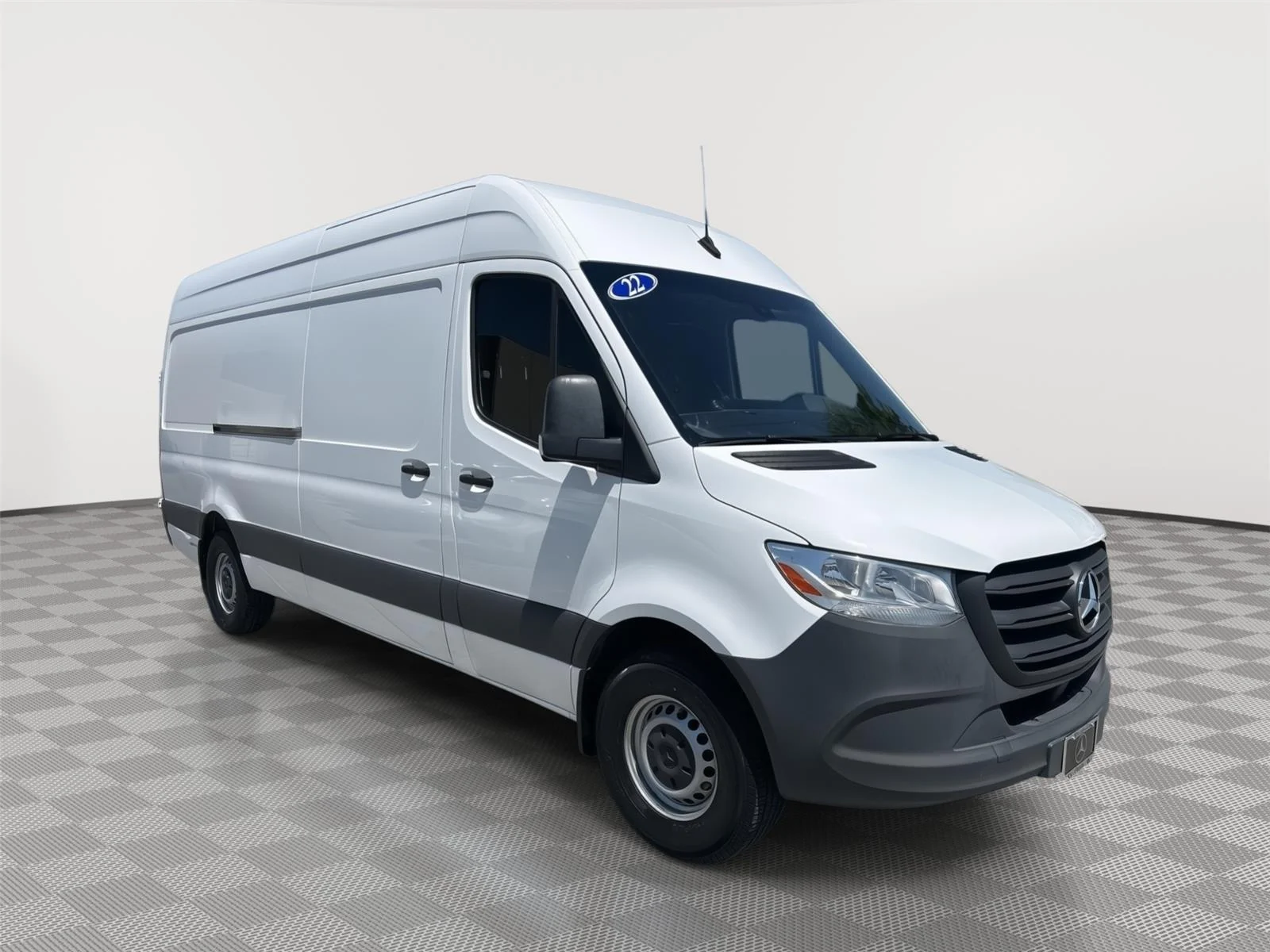 2022 Mercedes-Benz Sprinter 2500 Gas 170 WB High Roof's photo