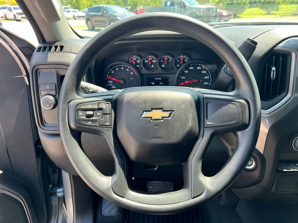 Used 2025 Gray Chevrolet Custom image 16