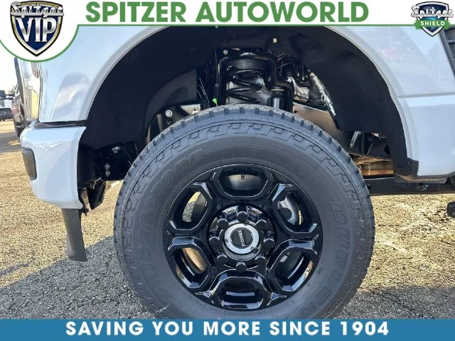 New 2026 Oxford White Ford F-250® XL image 45