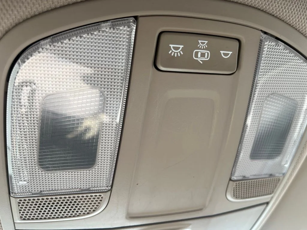Used 2017 Red Hyundai SE image 22