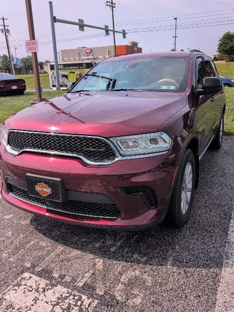 Used 2023 Red Dodge SXT image 1