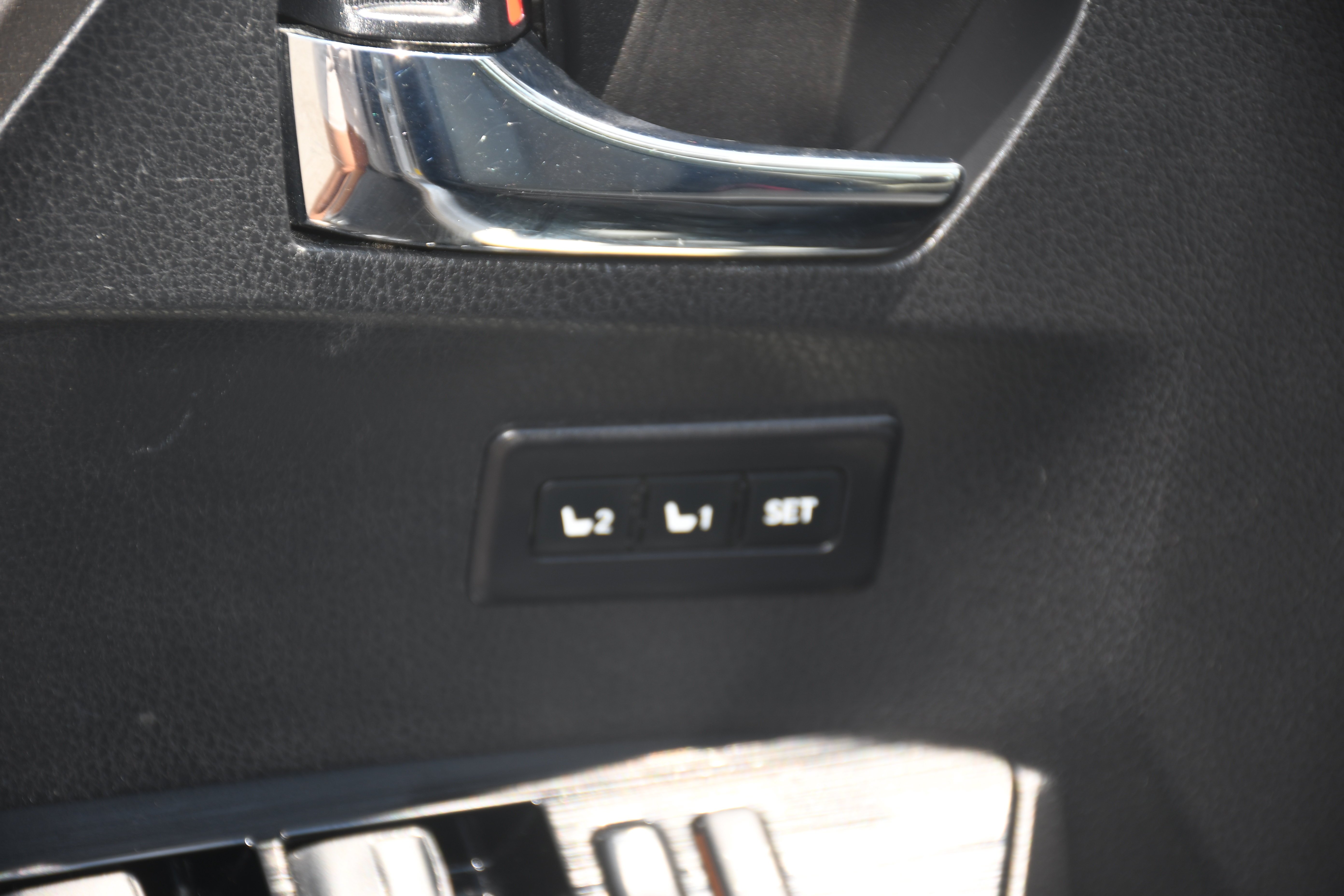 Used 2018 Silver Toyota Limited image 11
