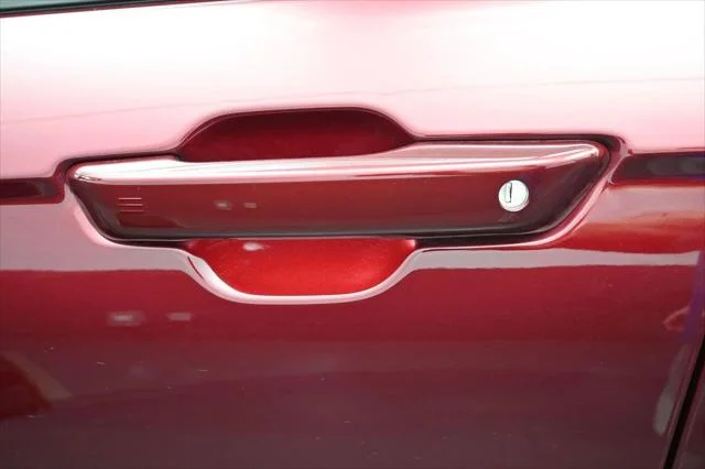 New 2026 Velvet Red Pearl-Coat Exterior Paint Jeep Limited image 16
