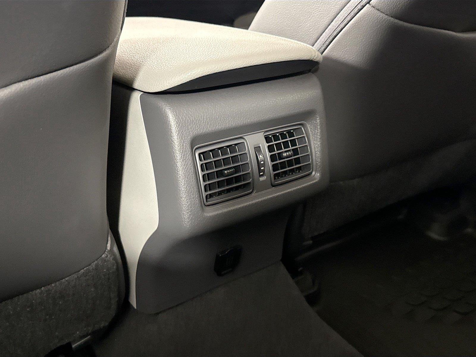 Used 2018 Predawn Gray Mica Toyota XLE image 35