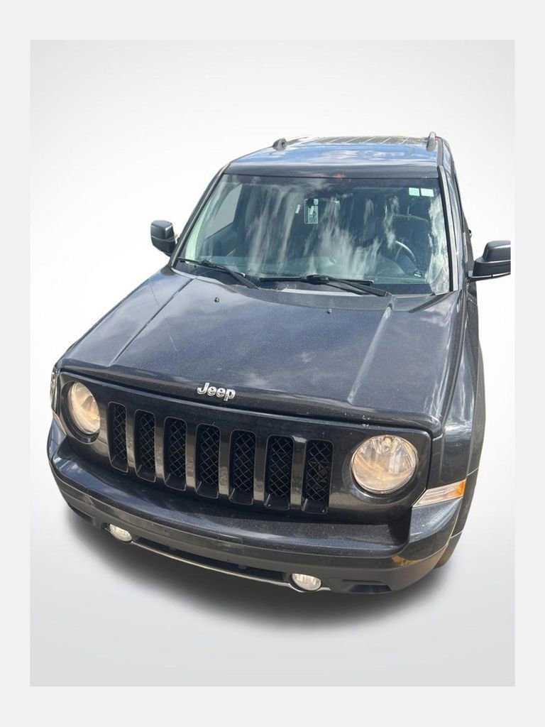 2011 Jeep Patriot Latitude X 4X4's photo