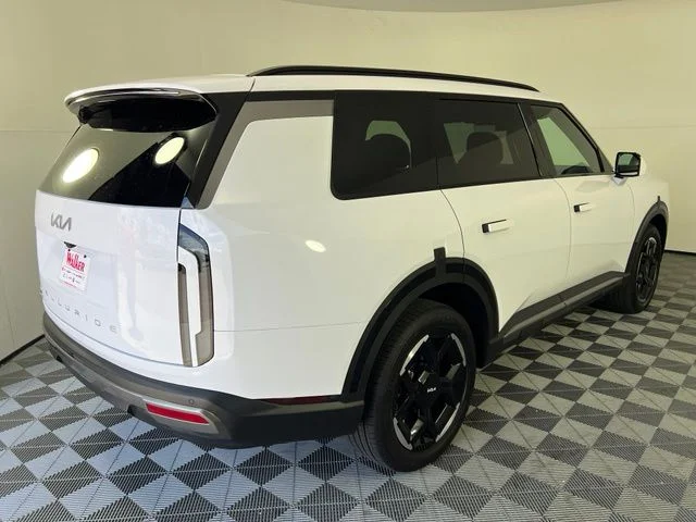 New 2027 White Kia EX image 7