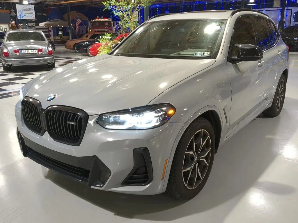 Used 2022 Gray BMW M40i image 1