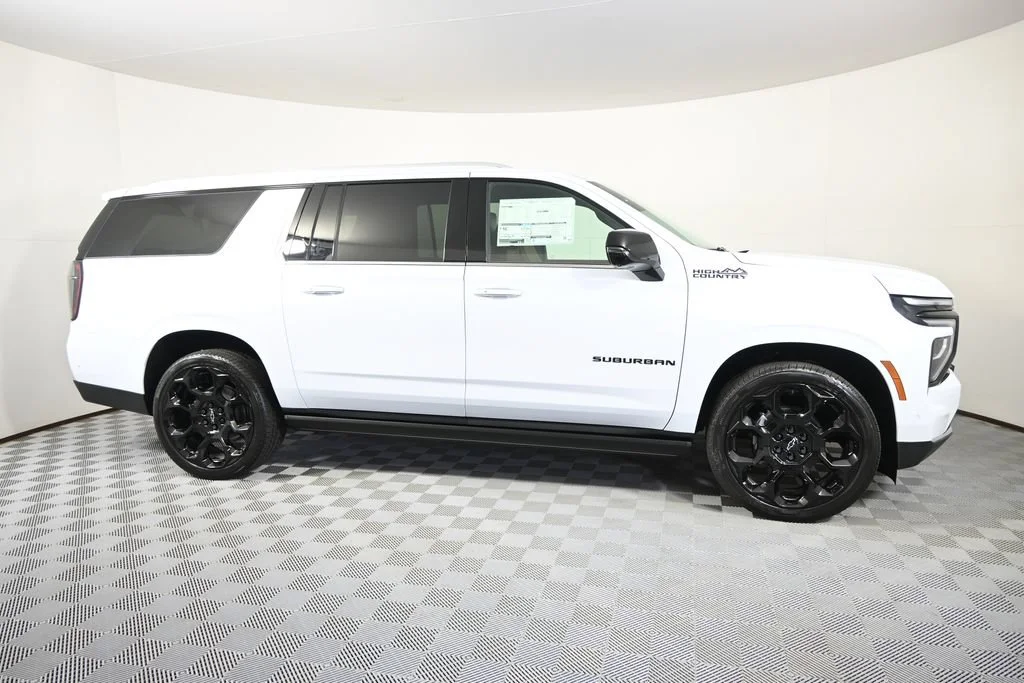 New 2026 Polar White Tricoat Chevrolet High Country image 8