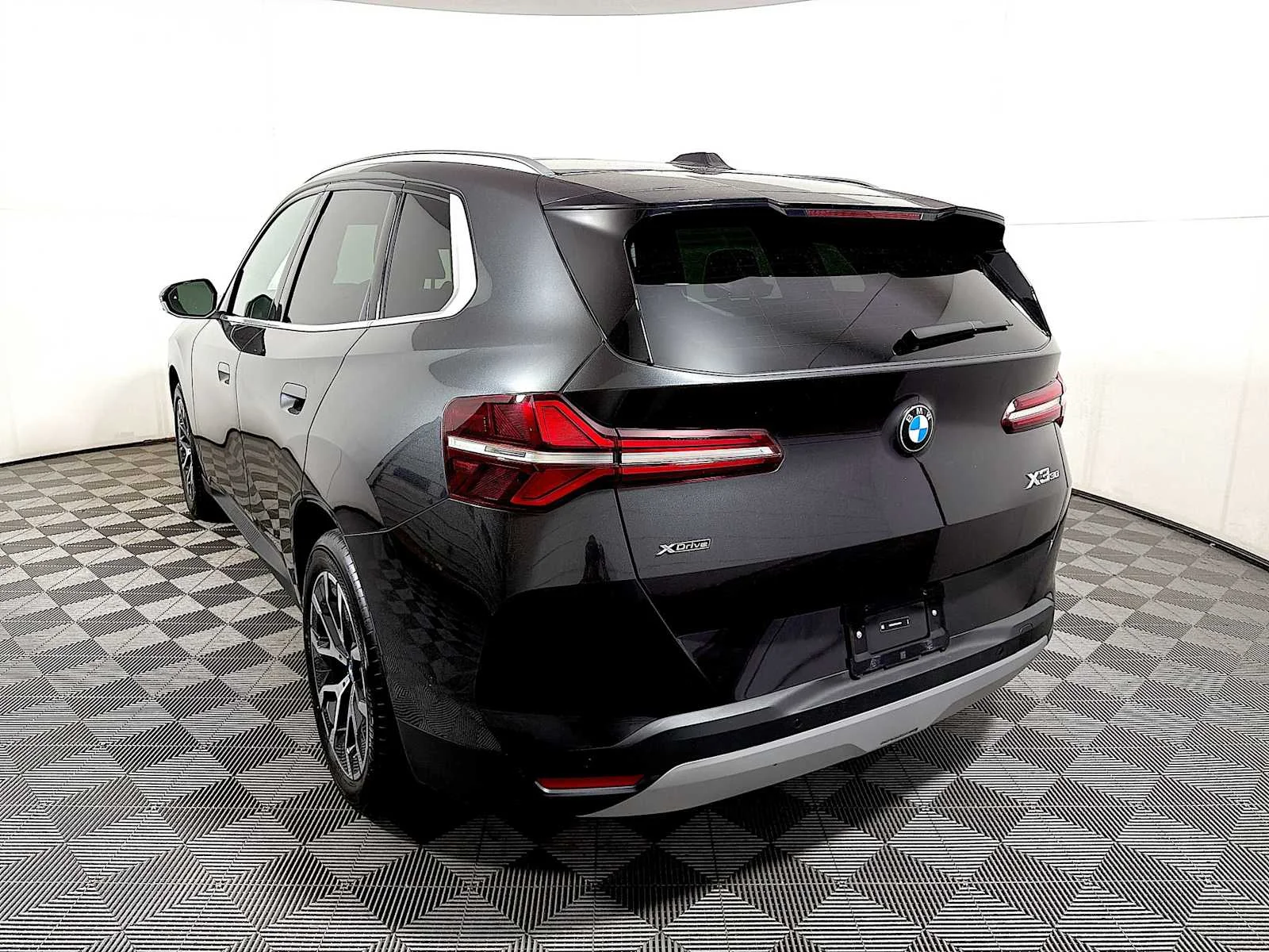 Used 2026 Dark Graphite Metallic BMW 30 xDrive image 5