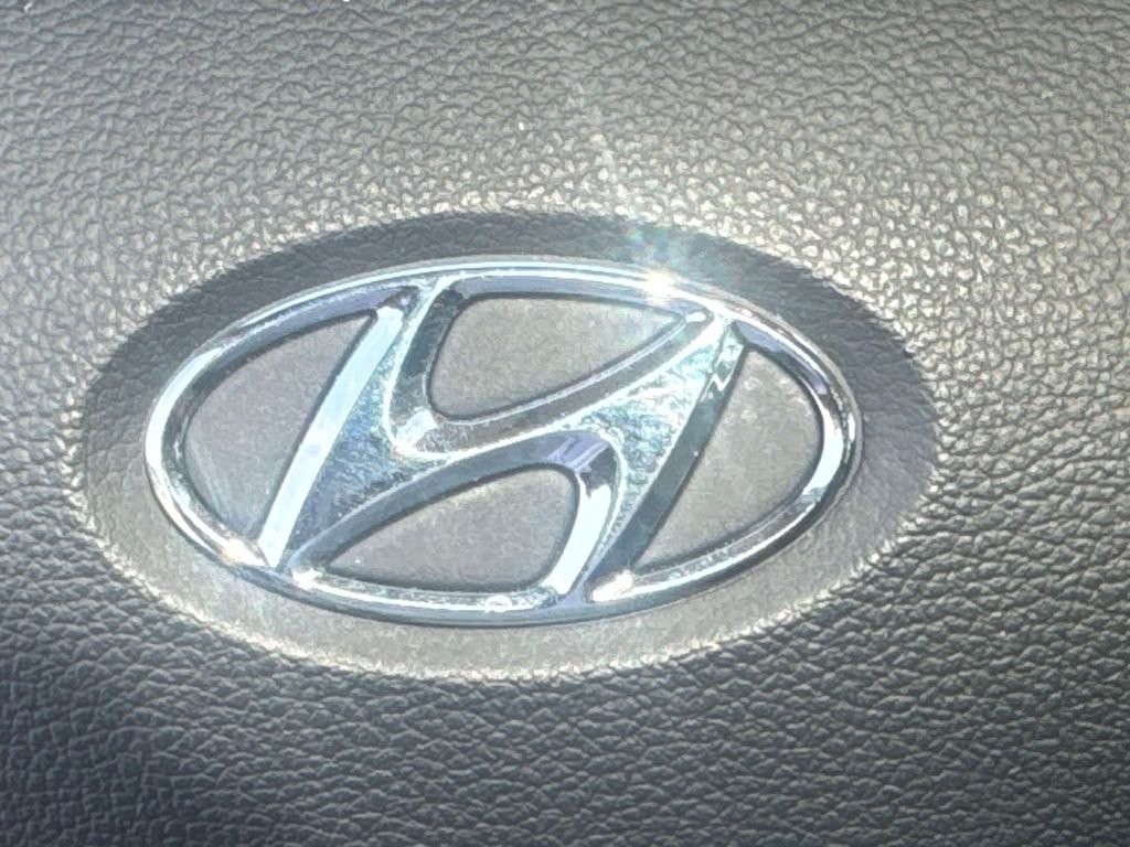 2024 Hyundai Venue SEL - Photo 33