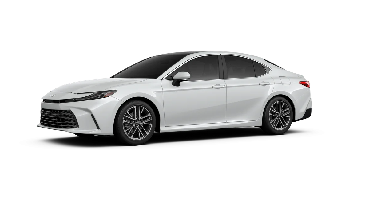 New 2026 Wind Chill Pearl Toyota XLE image 2