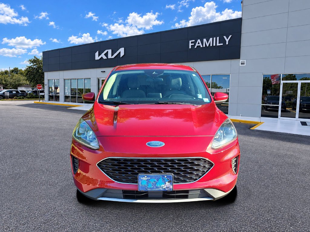 Used 2020 Red Metallic Ford SE image 3