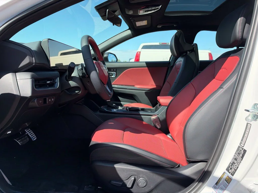 New 2027 White Kia GT-Line image 8