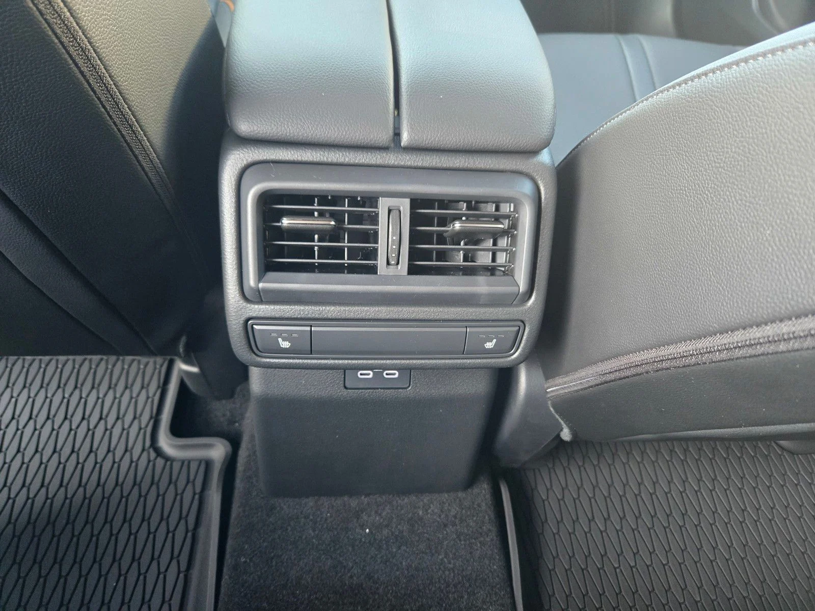 2026 Mazda CX-50 Turbo - Photo 13
