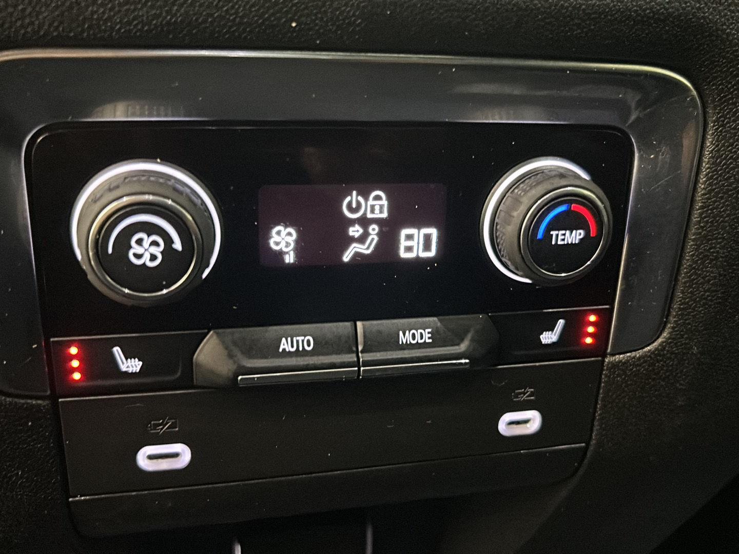 Used 2024 Summit White Chevrolet LT image 36