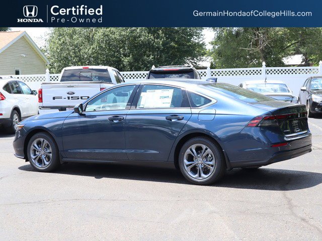 Certified Used 2024 Canyon River Blue Metallic Honda EX image 7