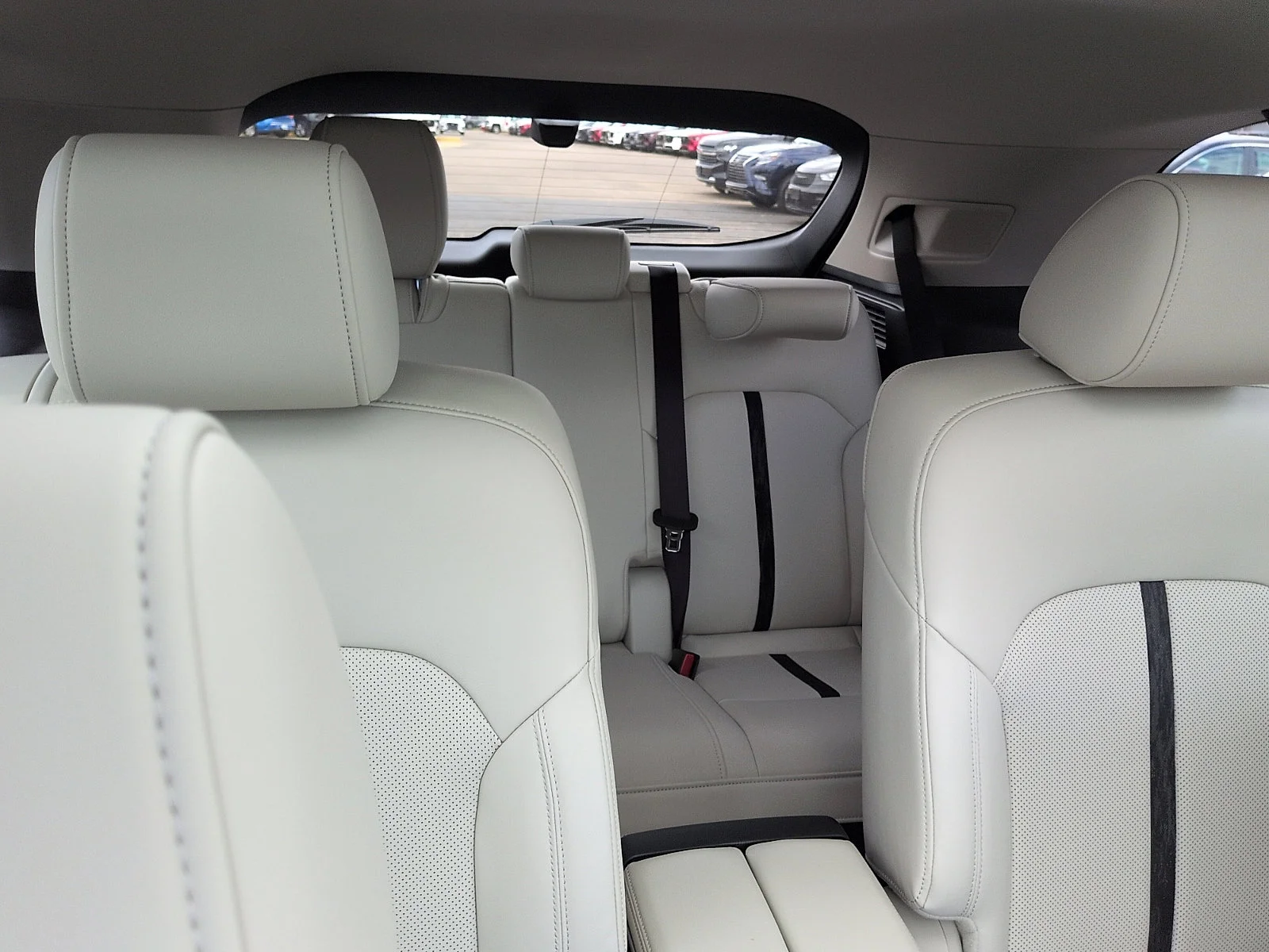 New 2026 Rhodium White Premium Mazda S Premium Plus image 8