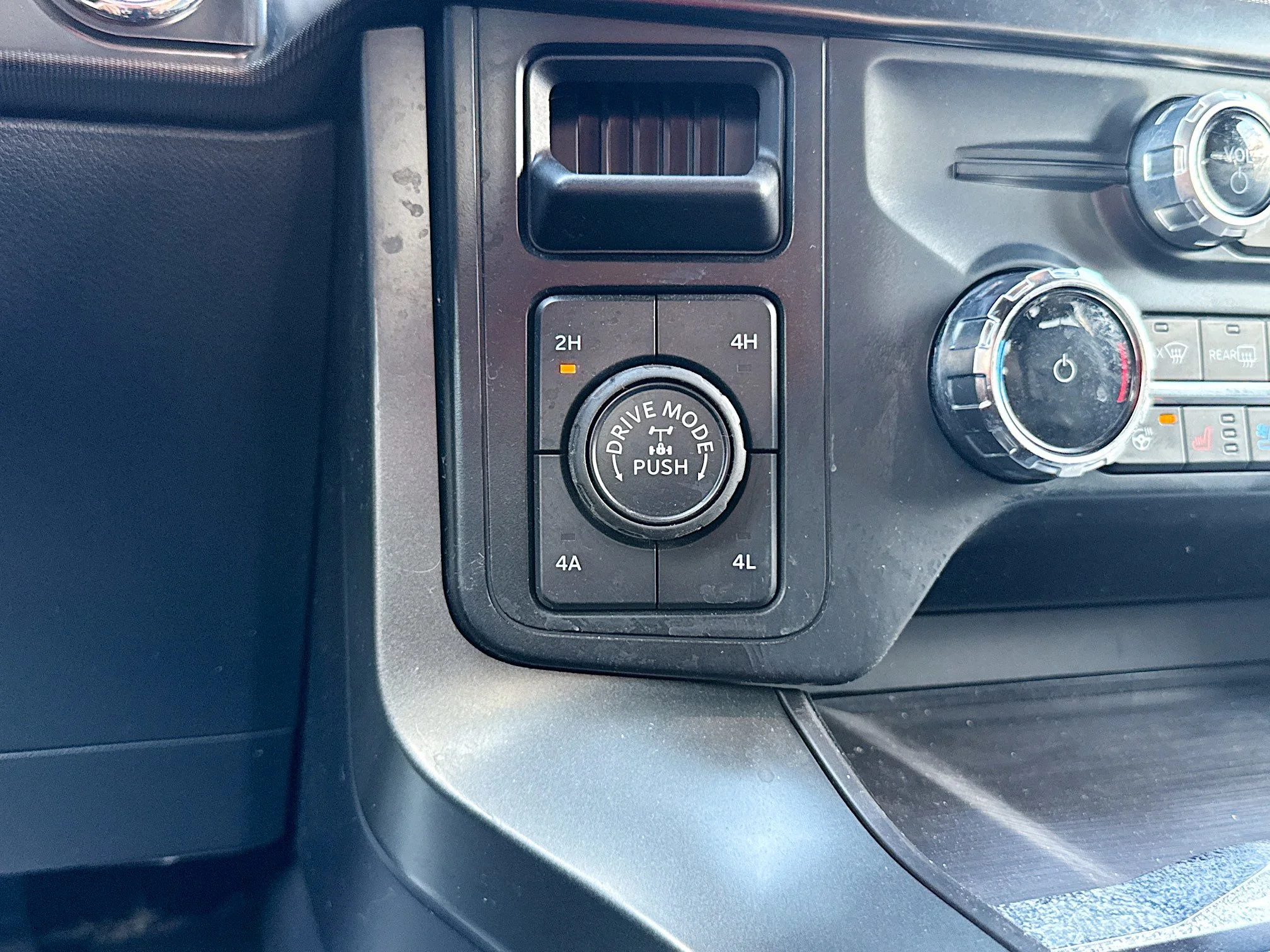 2024 Ford F-150 Lariat - Photo 26