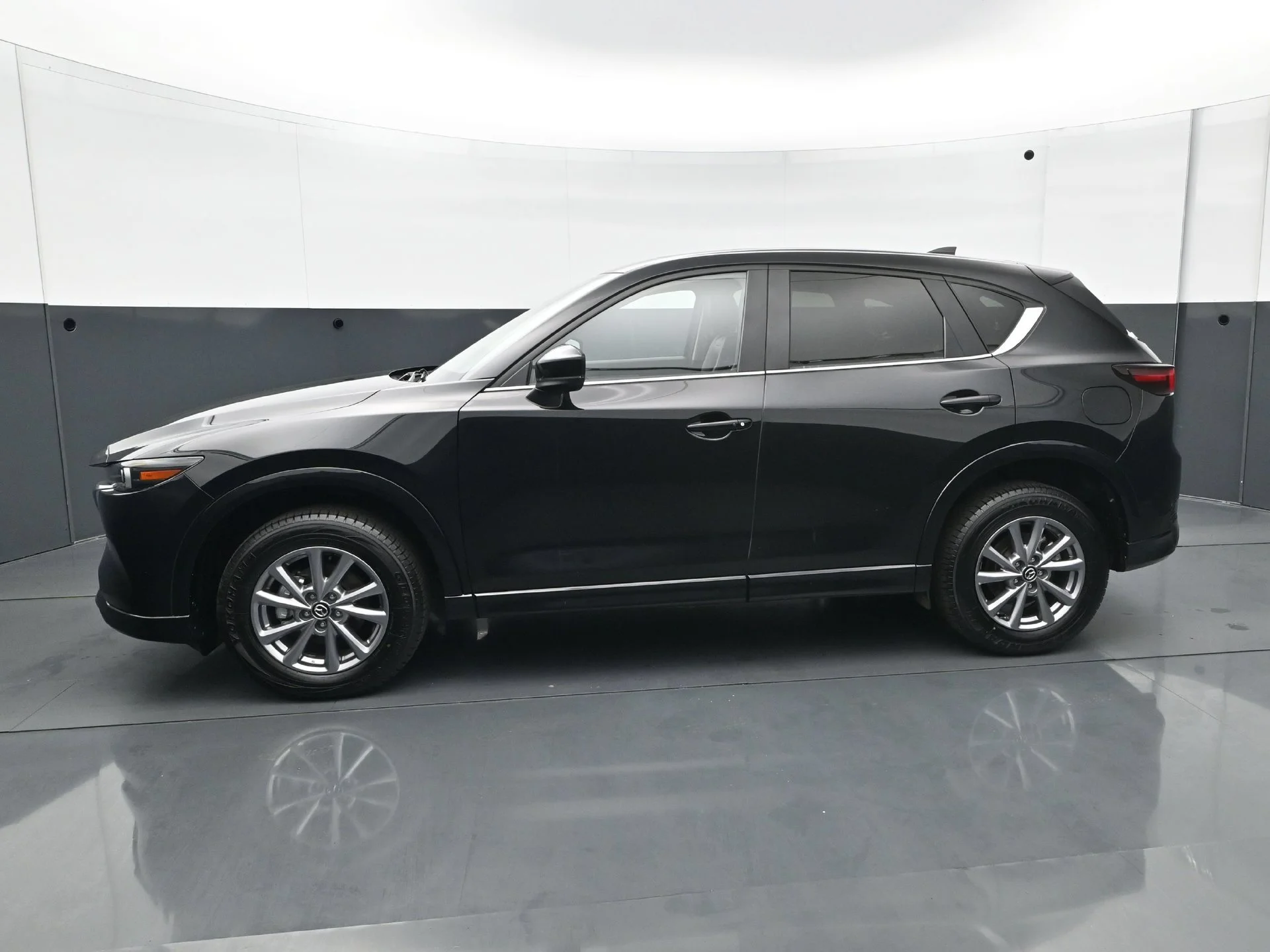 Used 2025 Jet Black Mica Mazda 2.5 S Preferred Package image 2