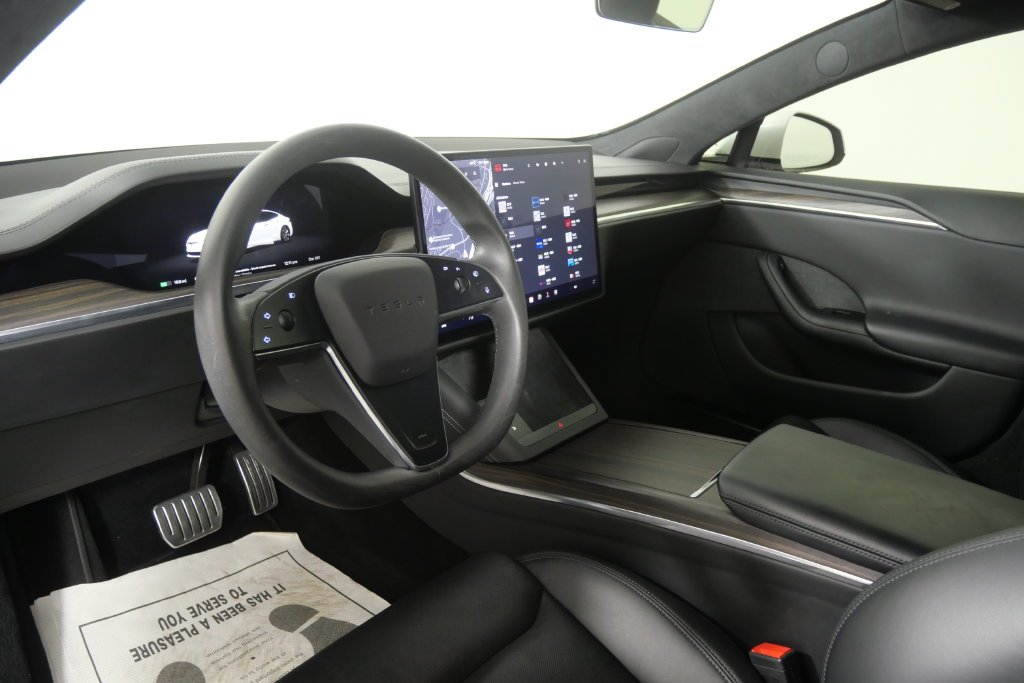 Used 2023 Pearl White Multi-Coat Tesla Base image 15