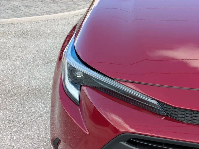 2026 Toyota Corolla LE - Photo 10