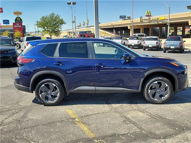 Used 2025 Deep Ocean Blue Pearl Nissan SV Front-Wheel Drive image 4