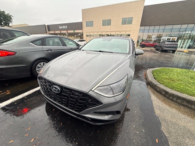 Used 2020 Hampton Gray Hyundai Limited image 1