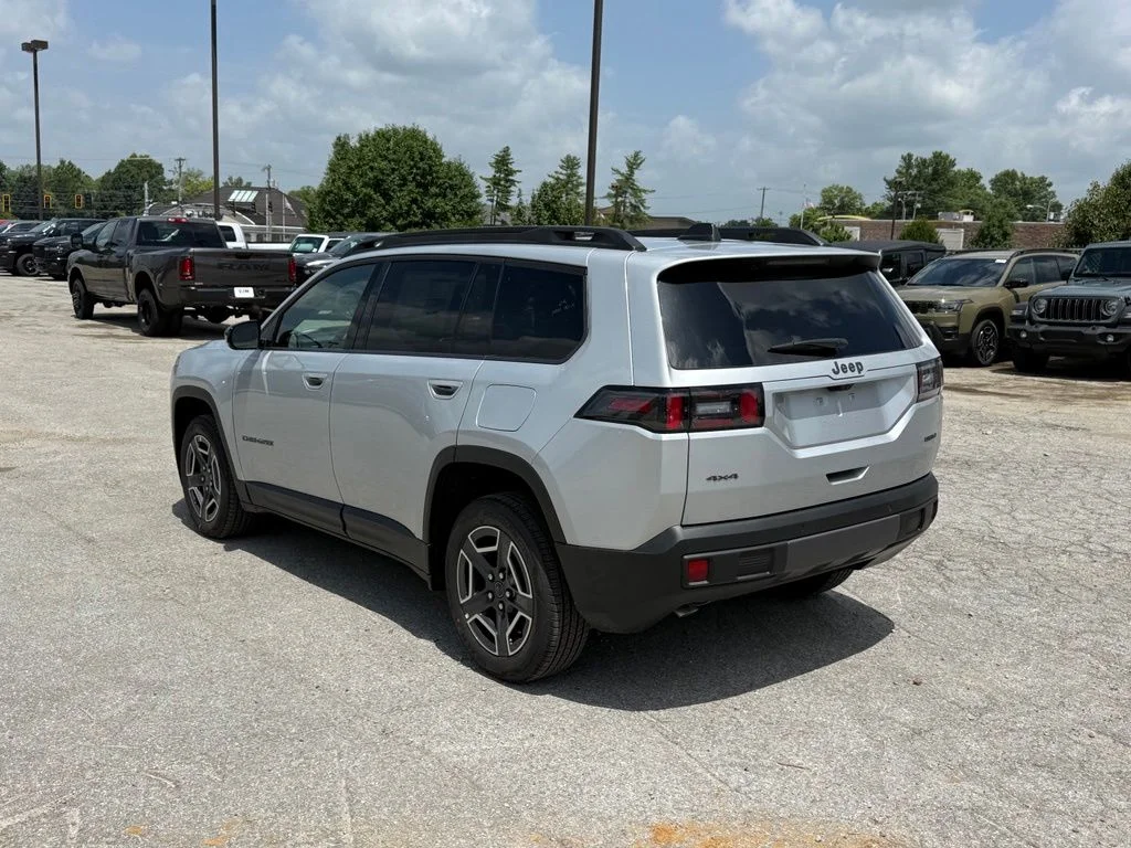 New 2026 Silver Zynith Clearcoat Jeep Limited image 8