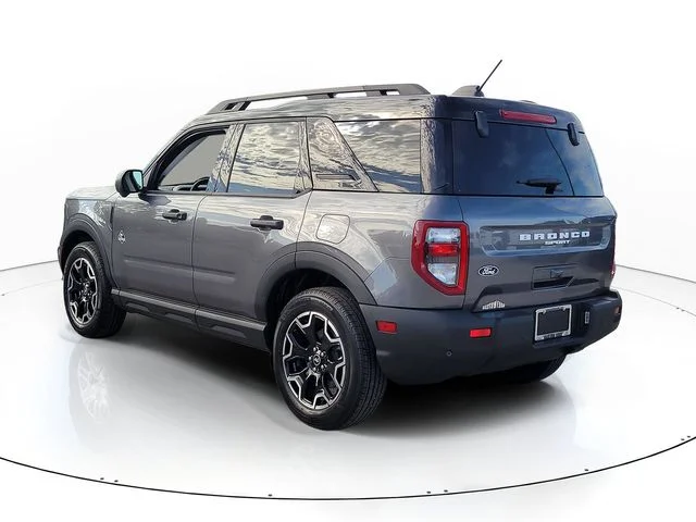 Used 2026 Gray Ford Outer Banks image 7
