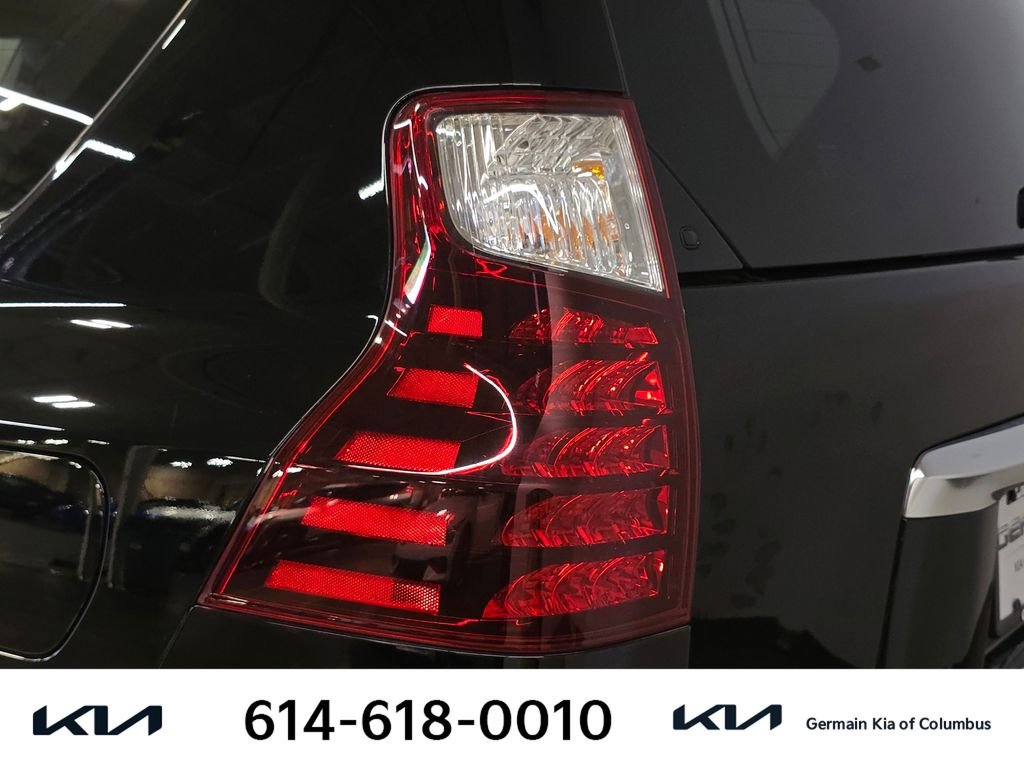 Used 2022 Black Lexus 460 image 15