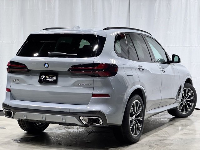 Used 2026 Brooklyn Grey Metallic BMW xDrive40i image 6