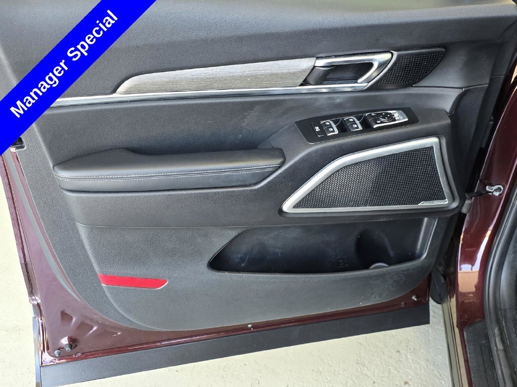 Used 2022 Purple Kia EX image 37